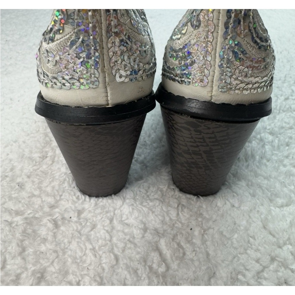 Helen & Heart Western Ankle Boots Womens 6 White‎ Iridescent Sequin Embroidered - Picture 5 of 6